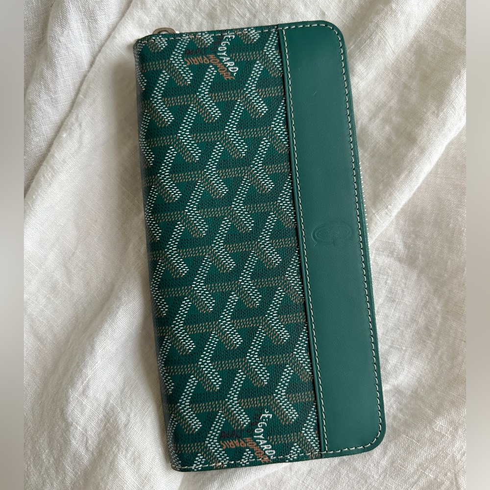 Goyard Zip Wallet Matignon GM Green PERFECT CONDITION